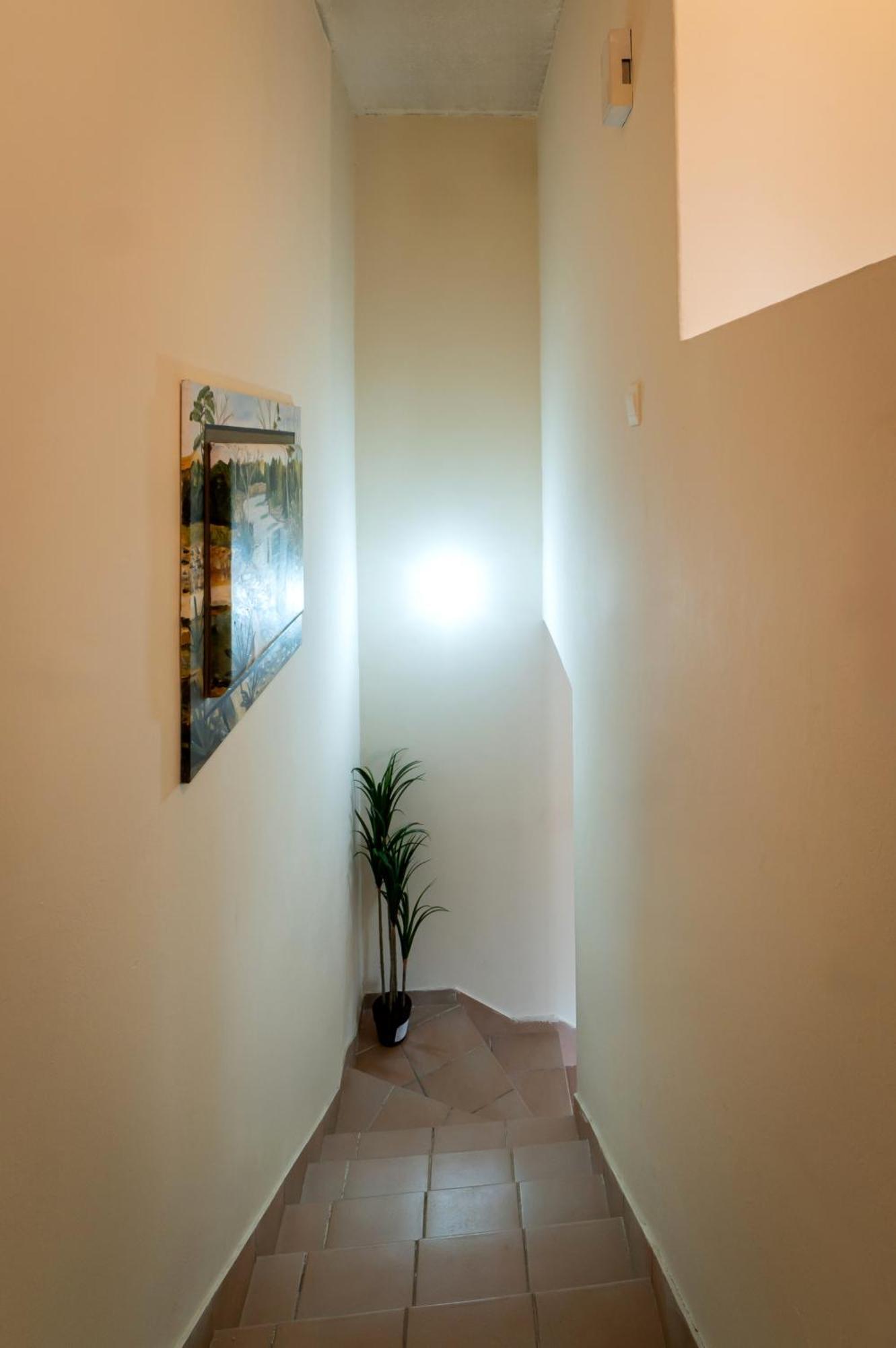 Hubstay - Hillside In Holiday home *
